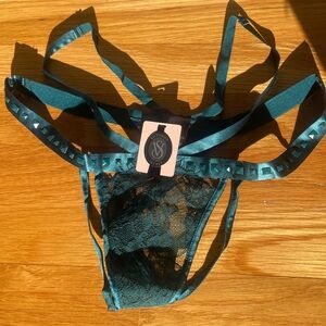 NWT New with Tags Victoria’s Secret Green Lace Thong Panty Underwear